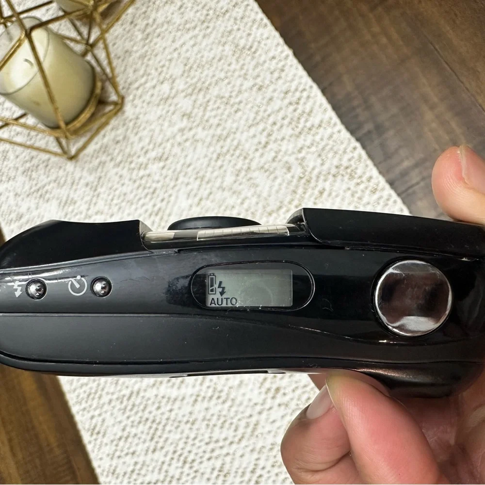 Olympus Stylus Classic Black film Camera 35mm F3.5 lens - Picture 5 of 5